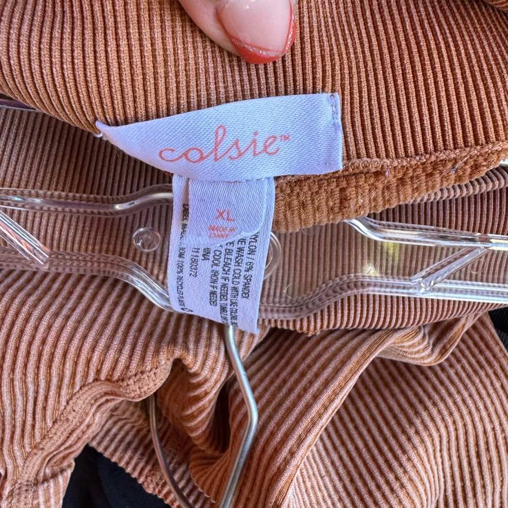 Colsie shorts - Picture 3 of 3